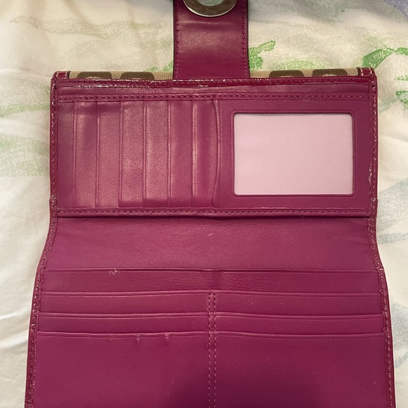 Coach Wallet - Picture 3 of 4